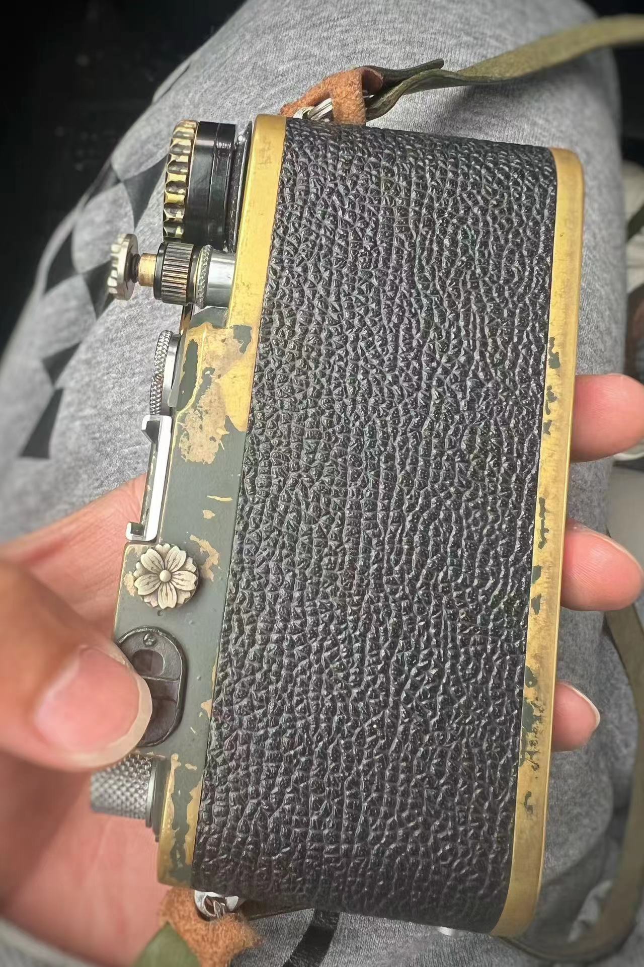 [Product=Camera][Brand=Leica][Model=iii F][SN=727781][Date=20241225][MD5=39681f578db4ac784543339c3348a5b0].jpg