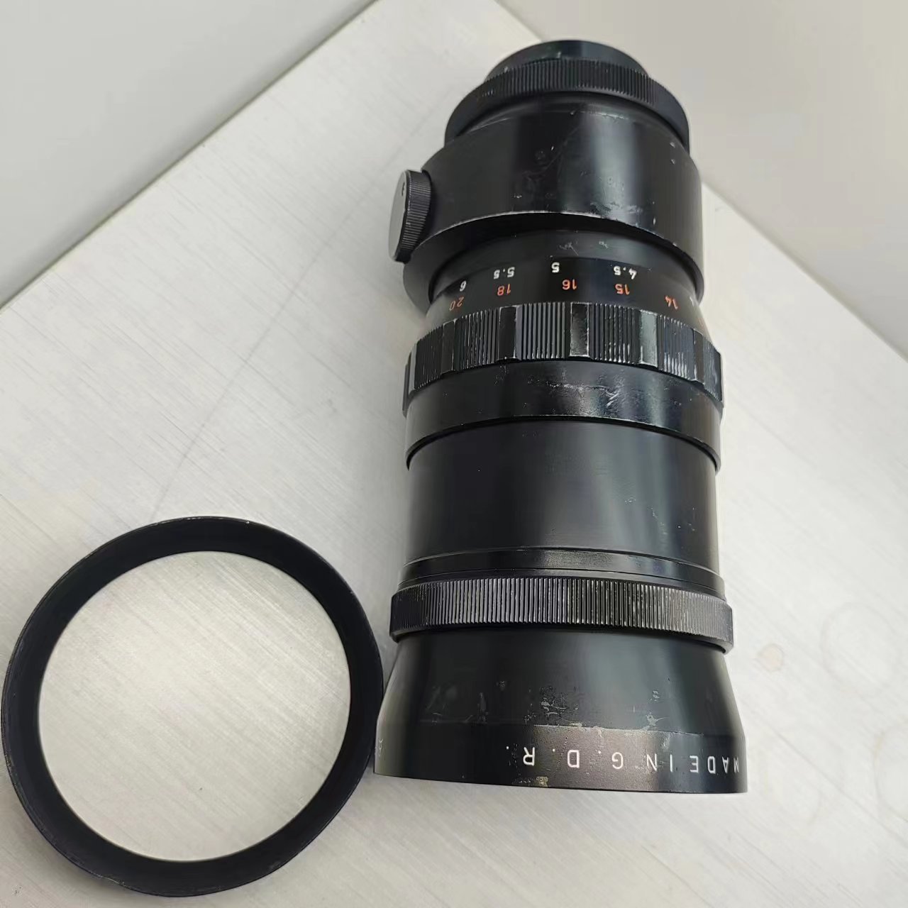 [Product=Lens][Brand=PENTACON][Model=300mm F4][FocalLength=300][MaxAPT=4][Mount=P6][Frame=120][Date=20241227][MD5=6198d60e0b5fb213095ef6d7b157d5c2].jpg
