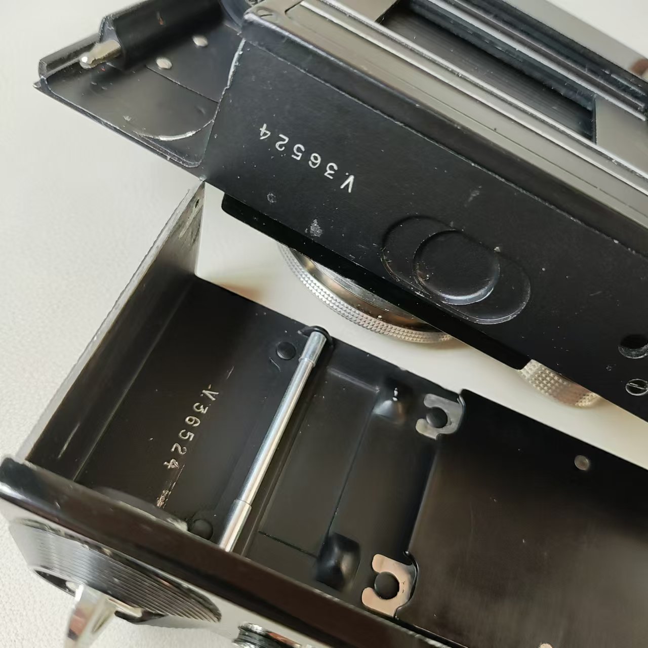 [Product=Camera][Brand=Zeiss Ikon][Model=Contax I][SN=V.36524][Date=20250103][MD5=49ed877e199106638505a8303a238bec].jpg