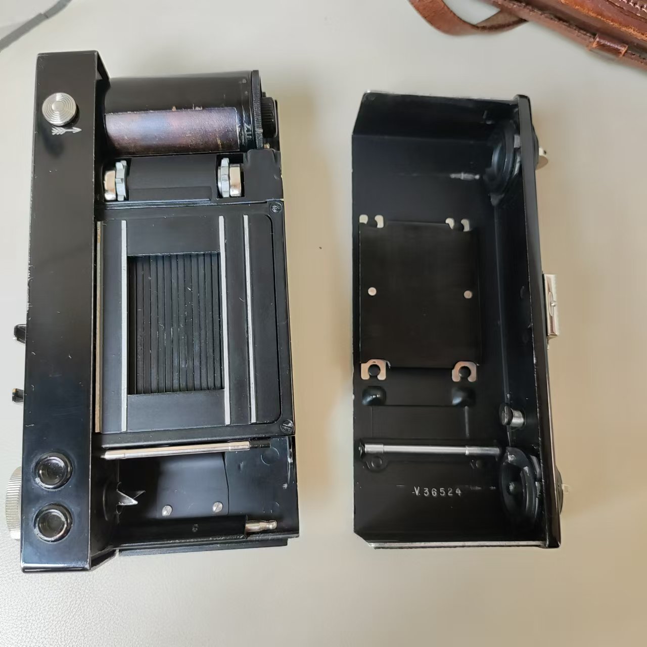 [Product=Camera][Brand=Zeiss Ikon][Model=Contax I][SN=V.36524][Date=20250103][MD5=ae482333c85cebf7072f086a691d741d].jpg