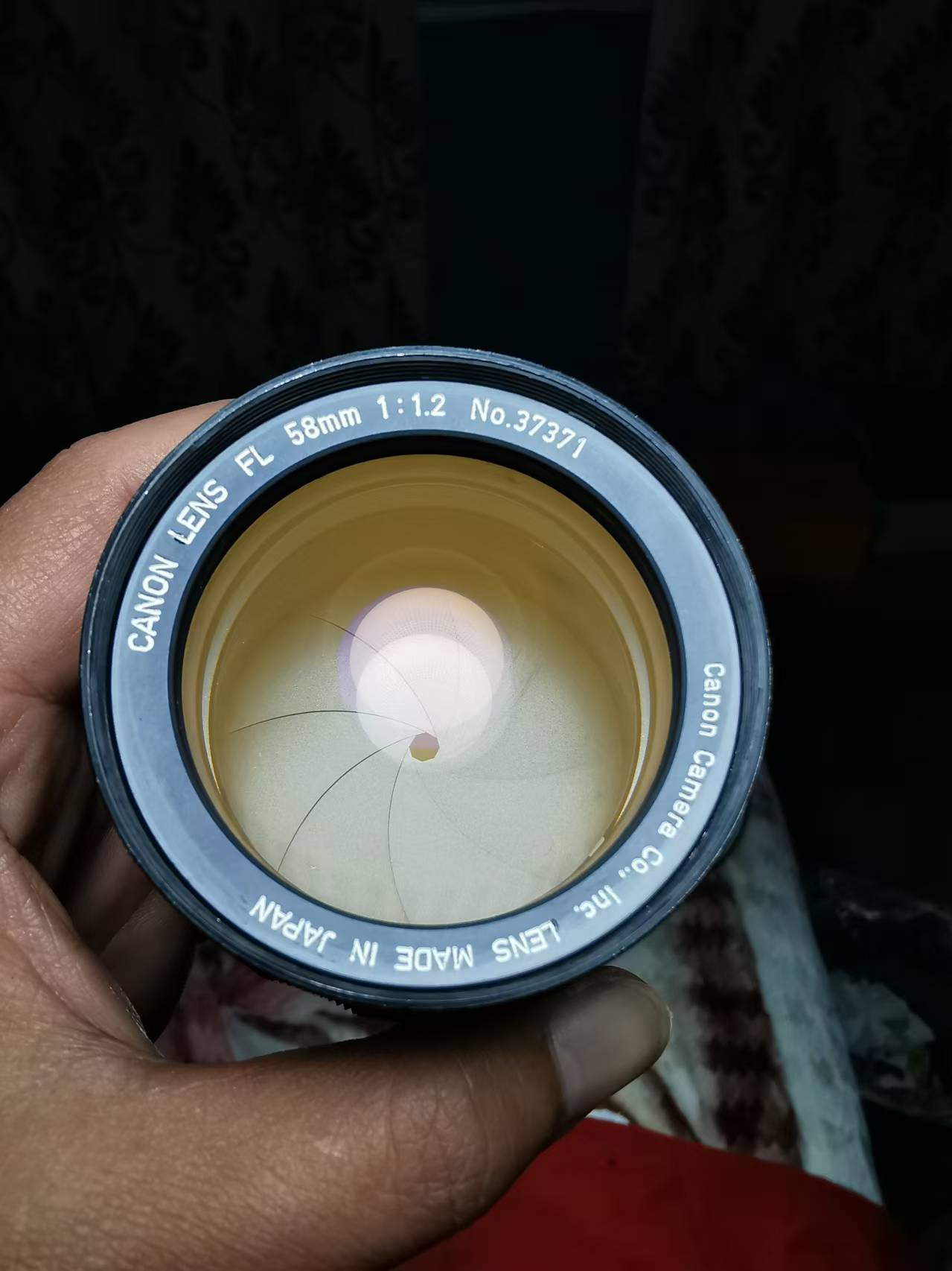 [Product=Lens][Brand=Canon][Model=Canon Lens FL 58mm F1.2][FocalLength=58][MaxAPT=1.2][SN=37371][Frame=135][Date=20250104][MD5=29b8a2f7786f09ac8fa8abee7677b64f].jpg