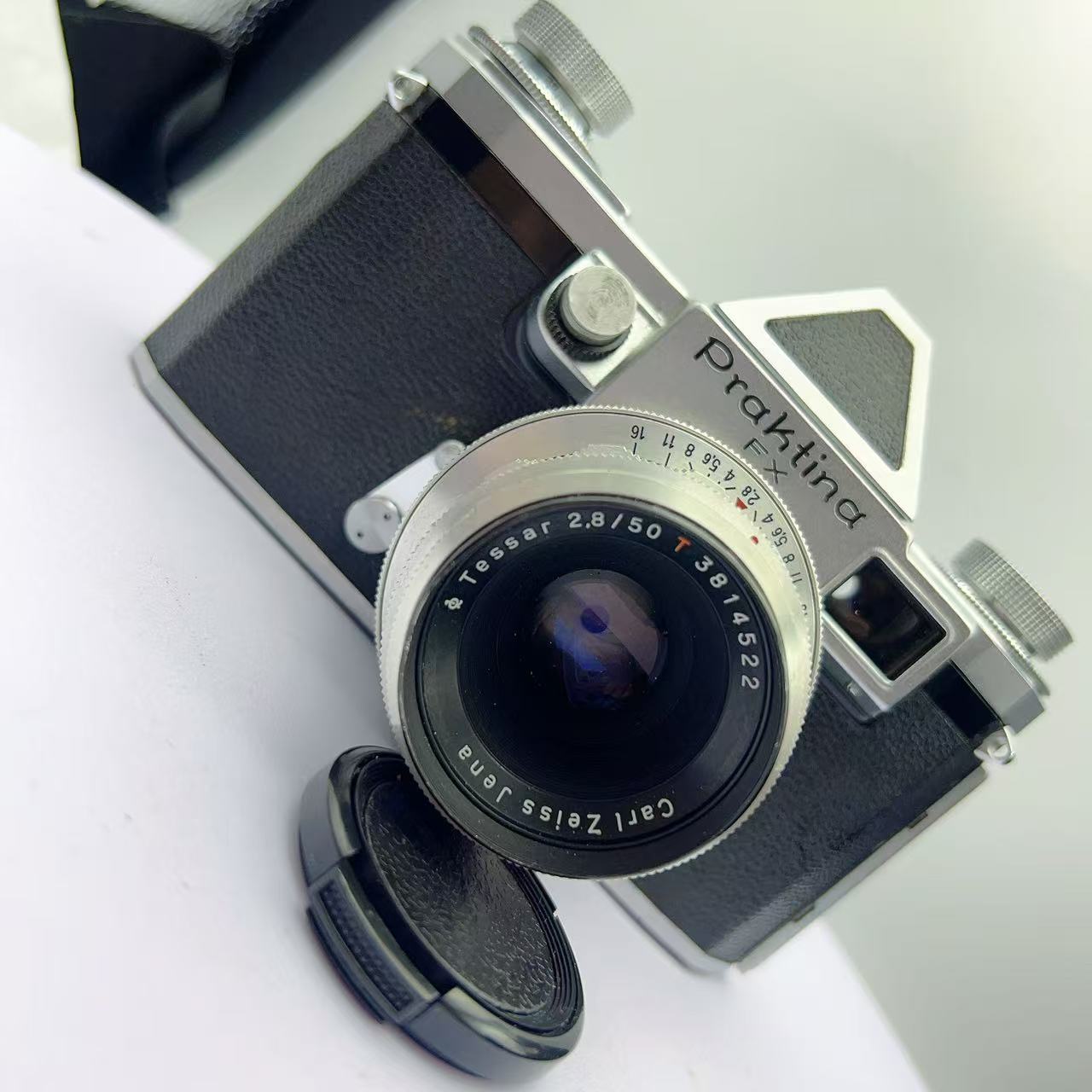 [Product=Camera][Brand=Kamera-Werke Niedersedlitz (KW)][Model=Praktina FX][Date=20250104][MD5=16a67b6a315080433aab788329075a6a].jpg