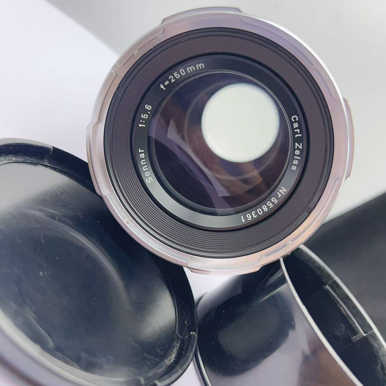 [Product=Lens][Brand=Carl Zeiss][Model=Sonnar 250mm F5.6][FocalLength=250][MaxAPT=5.6][Mount=SL66][SN=5580361][Date=20250104][MD5=b9940b3579475c78488651e82636a164].jpg