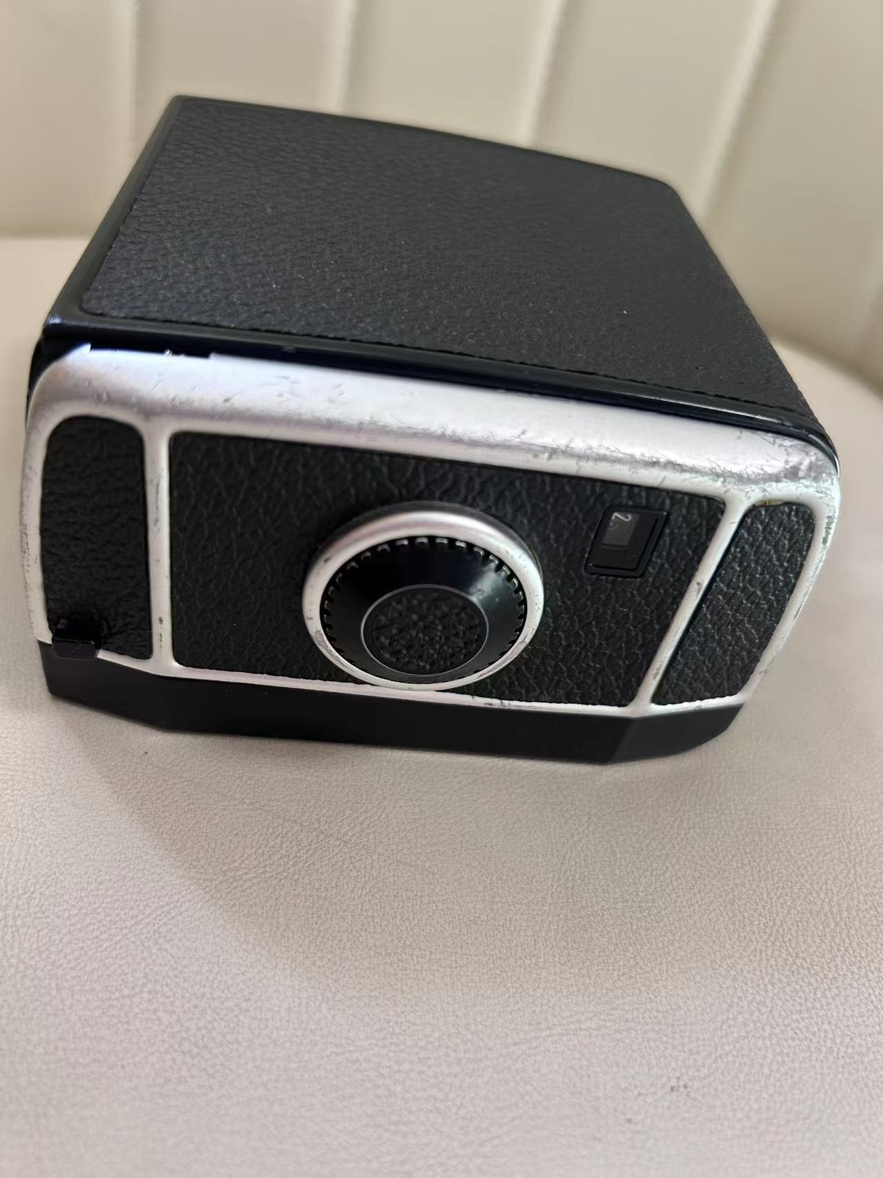 [Product=Film Back][Brand=Rollei][SN=39530][Date=20250105][MD5=a82c8c19cd864c2a532da9e765748c67].jpg