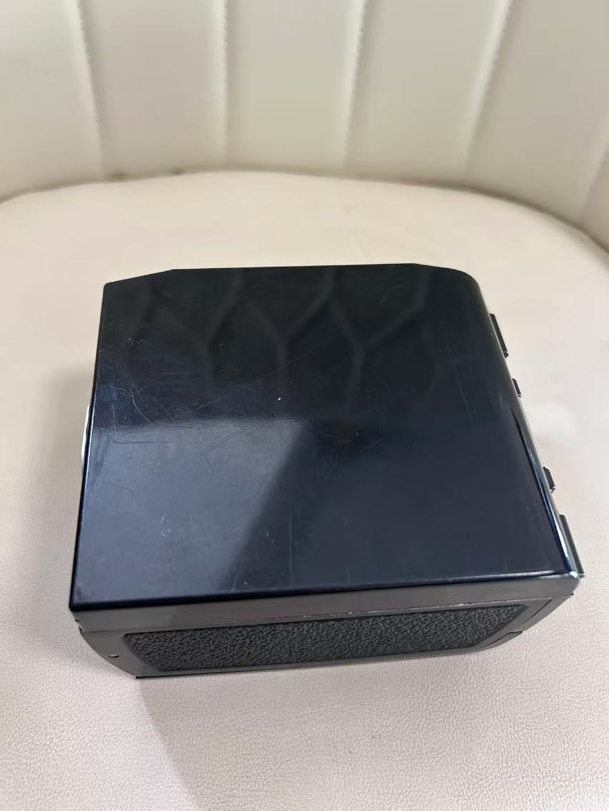 [Product=Film Back][Brand=Rollei][SN=39530][Date=20250105][MD5=db40c037d9bb79988da7accfed8efcf0].jpg