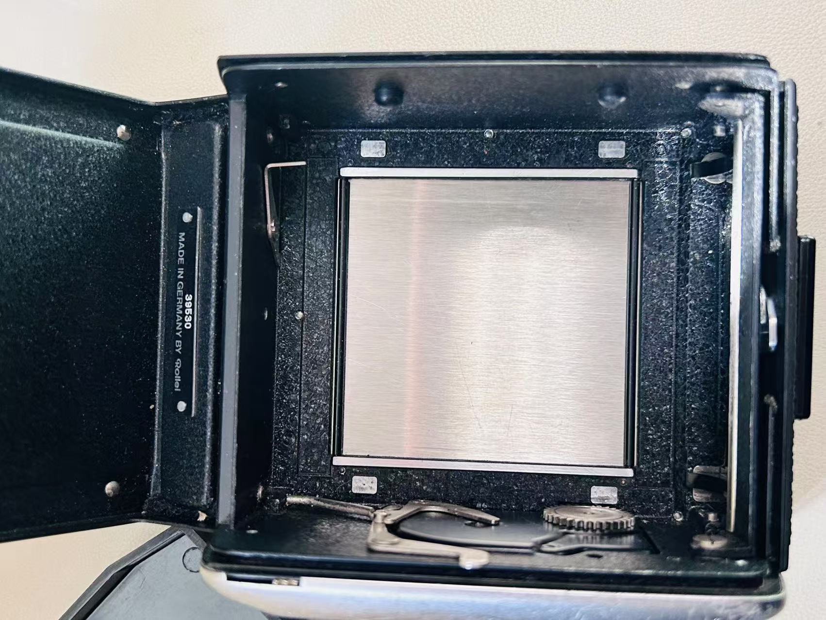 [Product=Film Back][Brand=Rollei][SN=39530][Date=20250105][MD5=e8569d30692302e09674b1634cd3dee6].jpg