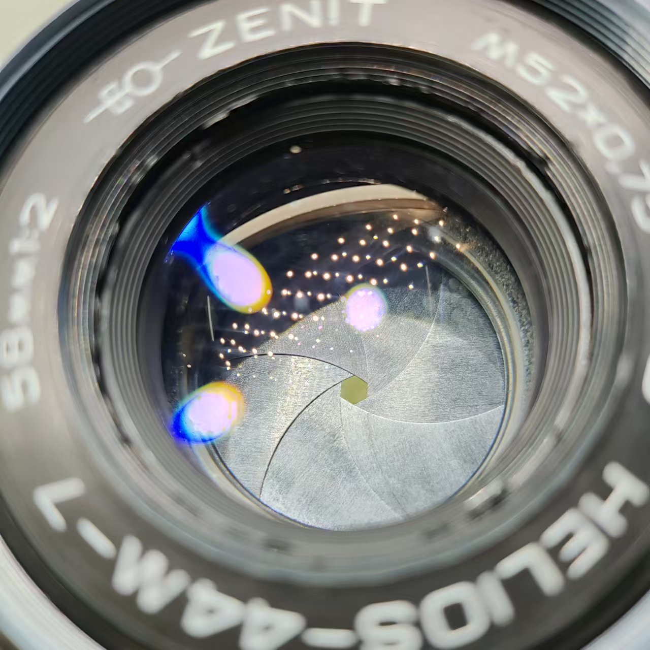 [Product=Lens][Brand=ZENIT][Model=MC HELIOS-44M-7 58mm F2][FocalLength=58][MaxAPT=2][Mount=M42][SN=91613414][Frame=135][Date=20250109][MD5=ed6d1cefa892709d6210b020917ad2b1].jpg