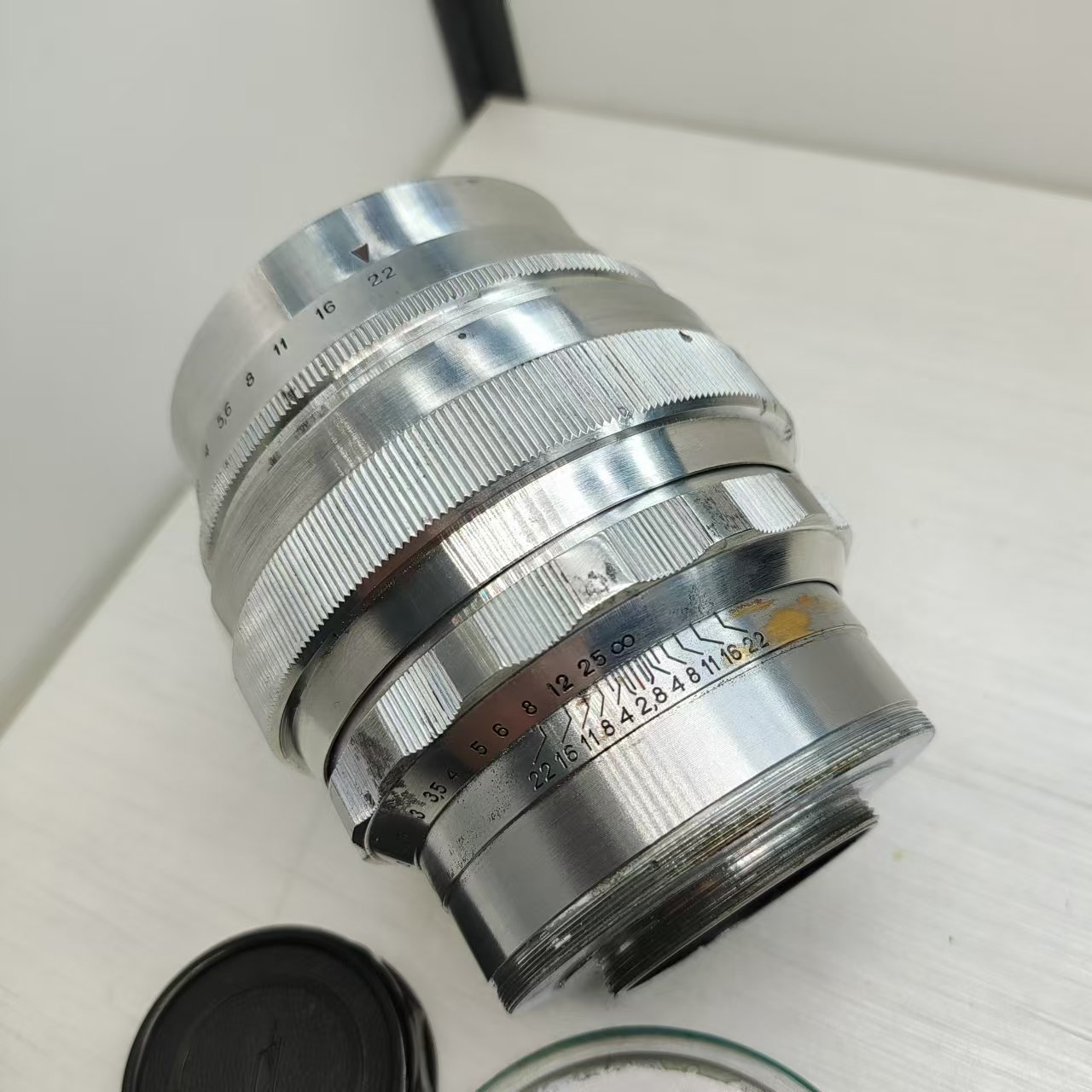 [Product=Lens][Brand=KMZ][Model=ГЕЛИОС-40][FocalLength=85][MaxAPT=1.5][Mount=M39][SN=653677][Frame=135][Date=20250111][MD5=432875f29dd60ef8fc5759f0c20a9d48].jpg