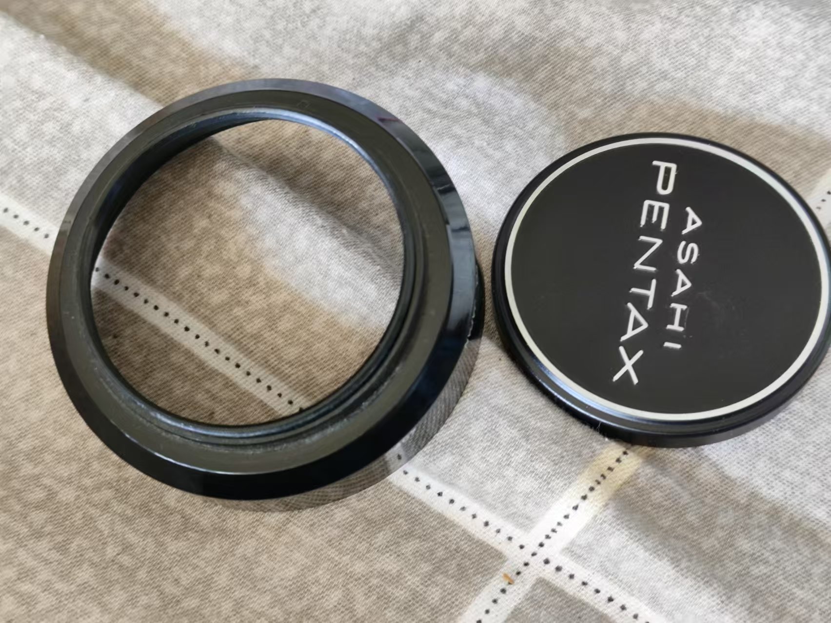 [Product=Lens][Brand=Pentax][Model=SMC TAKUMAR 50mm F1.4][FocalLength=50][MaxAPT=1.4][Mount=M42][SN=6411558][Frame=135][Date=20250112][MD5=5e9f40f9628b33a42fdabef2aa74802c].jpg