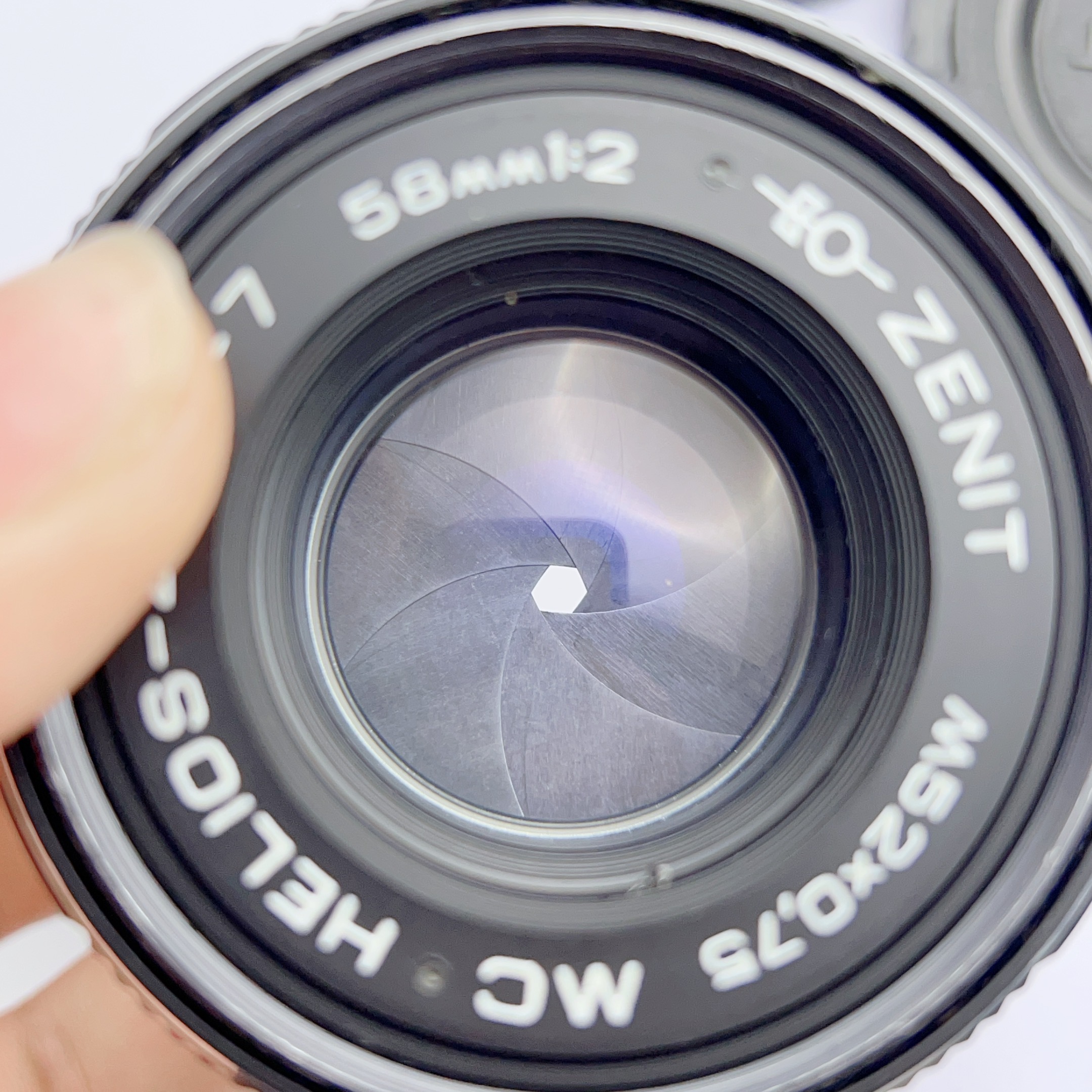 [Product=Lens][Brand=Zenit][Model=MC HELIOS-44M-7 58mm F2][FocalLength=58][MaxAPT=2][Mount=M42][SN=9158996][Frame=135][Date=20250205][MD5=bbc9db0985c074eb6648de039a27ecf3].jpg