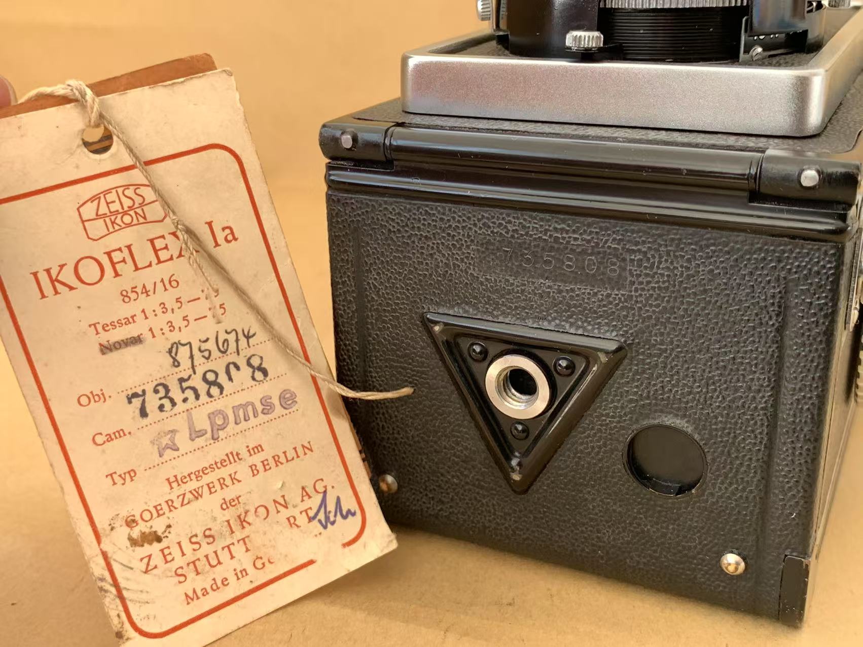 [Product=Camera][Brand=Zeiss Ikon][Model=IKOFLEX][SN=735808][Date=20250209][MD5=2d587dc7f3580c673b8fbe41cebcde2c].jpg
