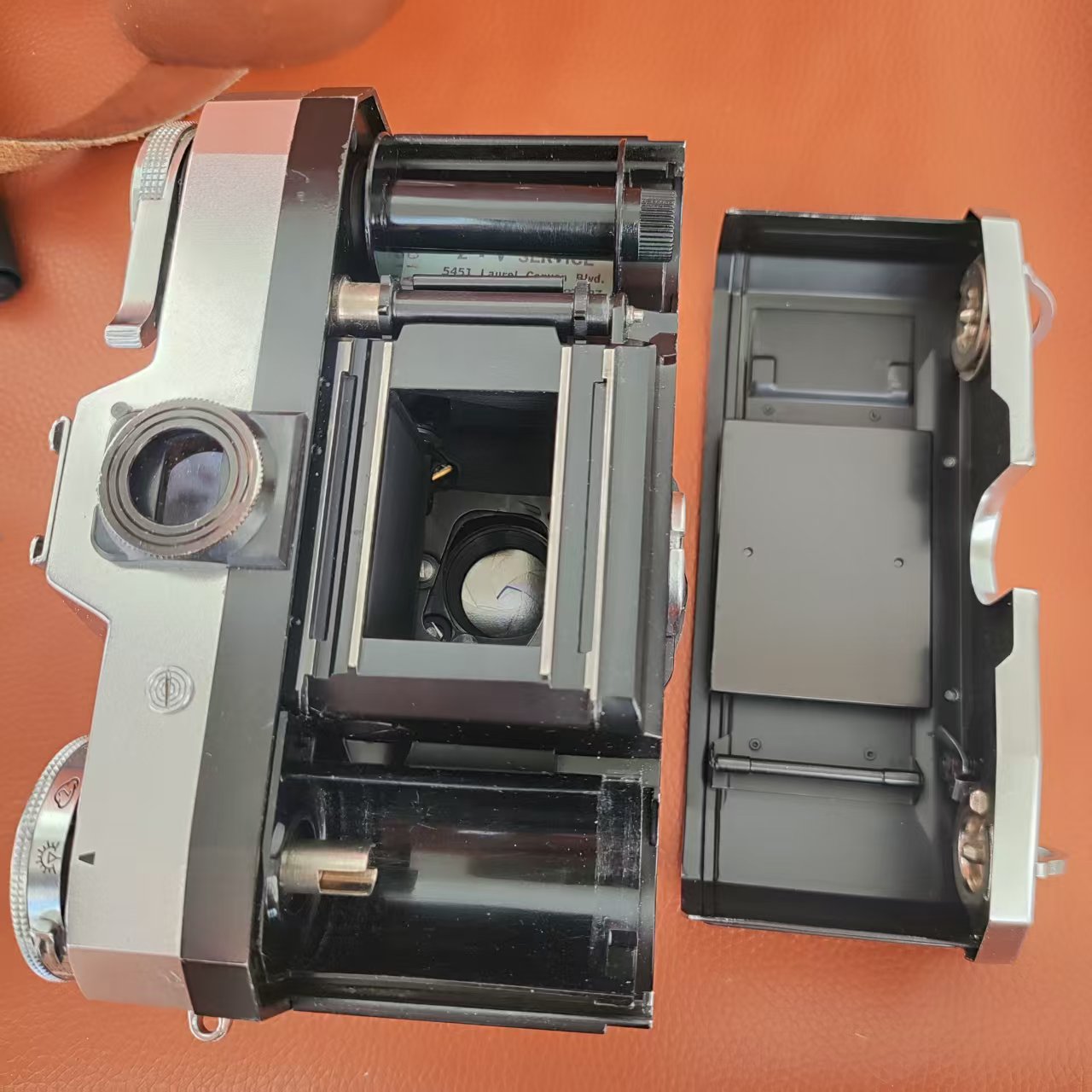 [Product=Camera][Brand=Zeiss Ikon][Model=Contaflex][SN=K74626][Date=20250212][MD5=cdac5d12060769a1ff27a488b3a1aa35].jpg