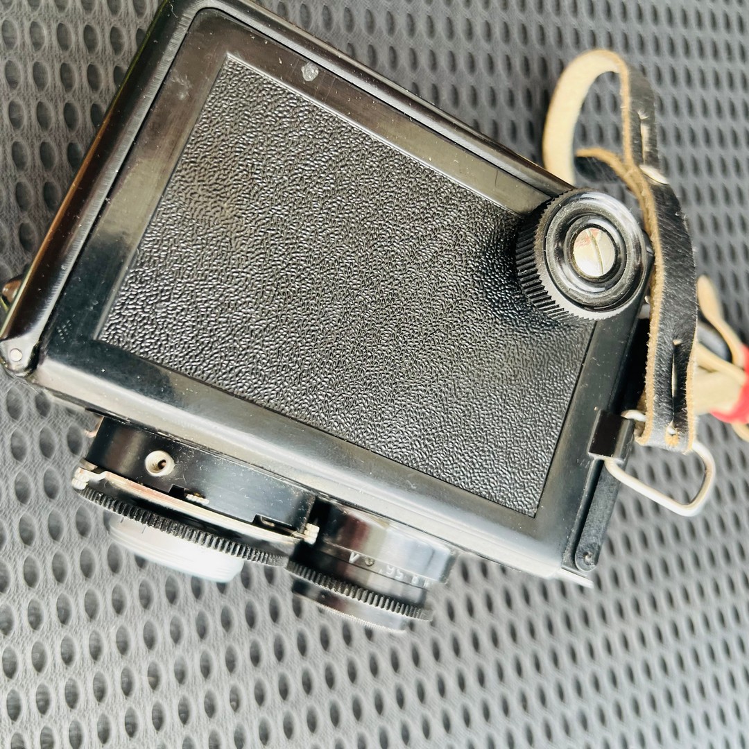 [Product=Camera][Brand=Leningrad GOMZ][Model=Lubitel 2][Date=20250214][MD5=b9504fc673eec2f4777a0089646bc5a3].jpg