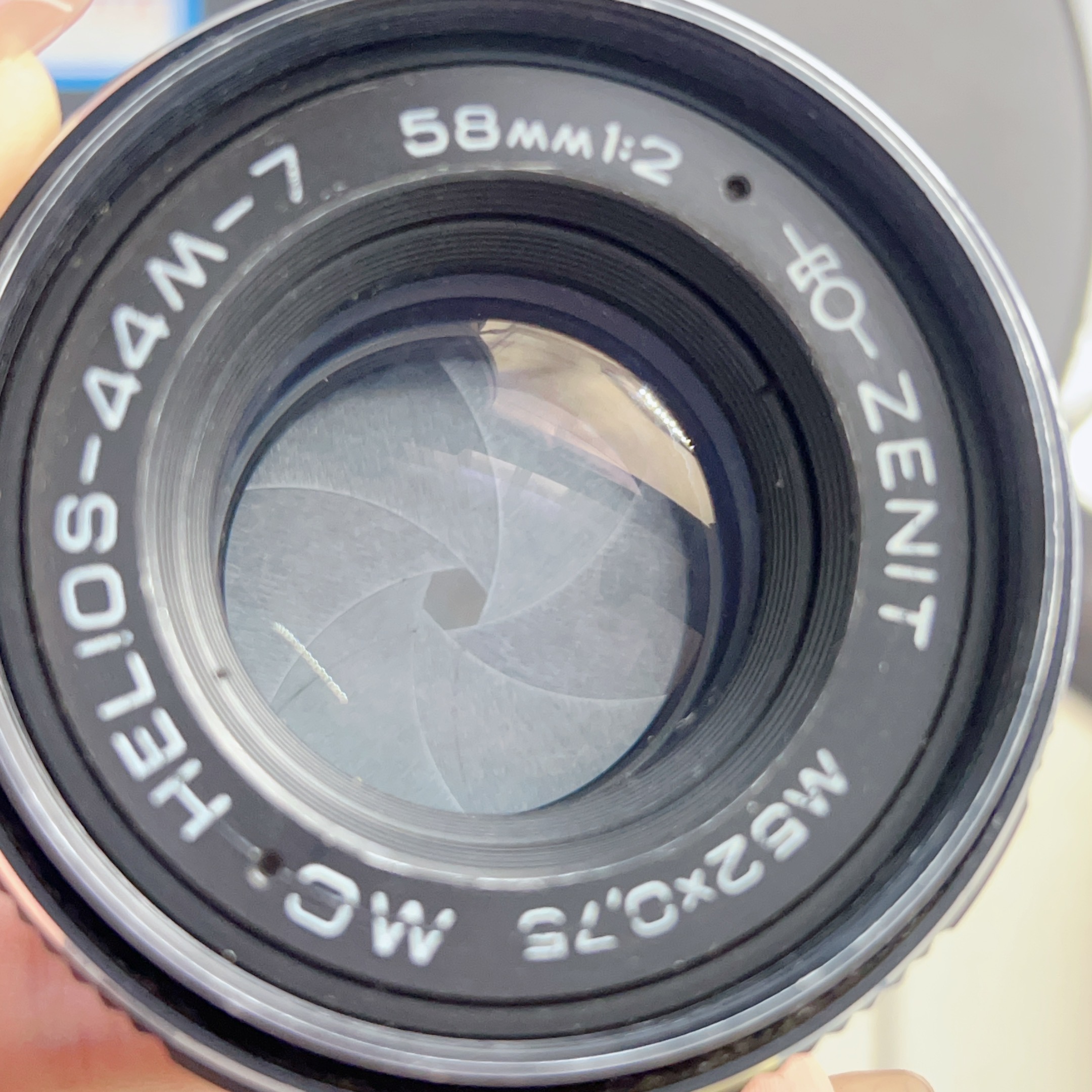 [Product=Lens][Brand=ZENIT][Model=MC HELIOS-44M-7 58mm F2][FocalLength=58][MaxAPT=2][Mount=M42][SN=9316341][Frame=135][Date=20250218][MD5=be4205684598df0724d17fa85e488a4c].jpg