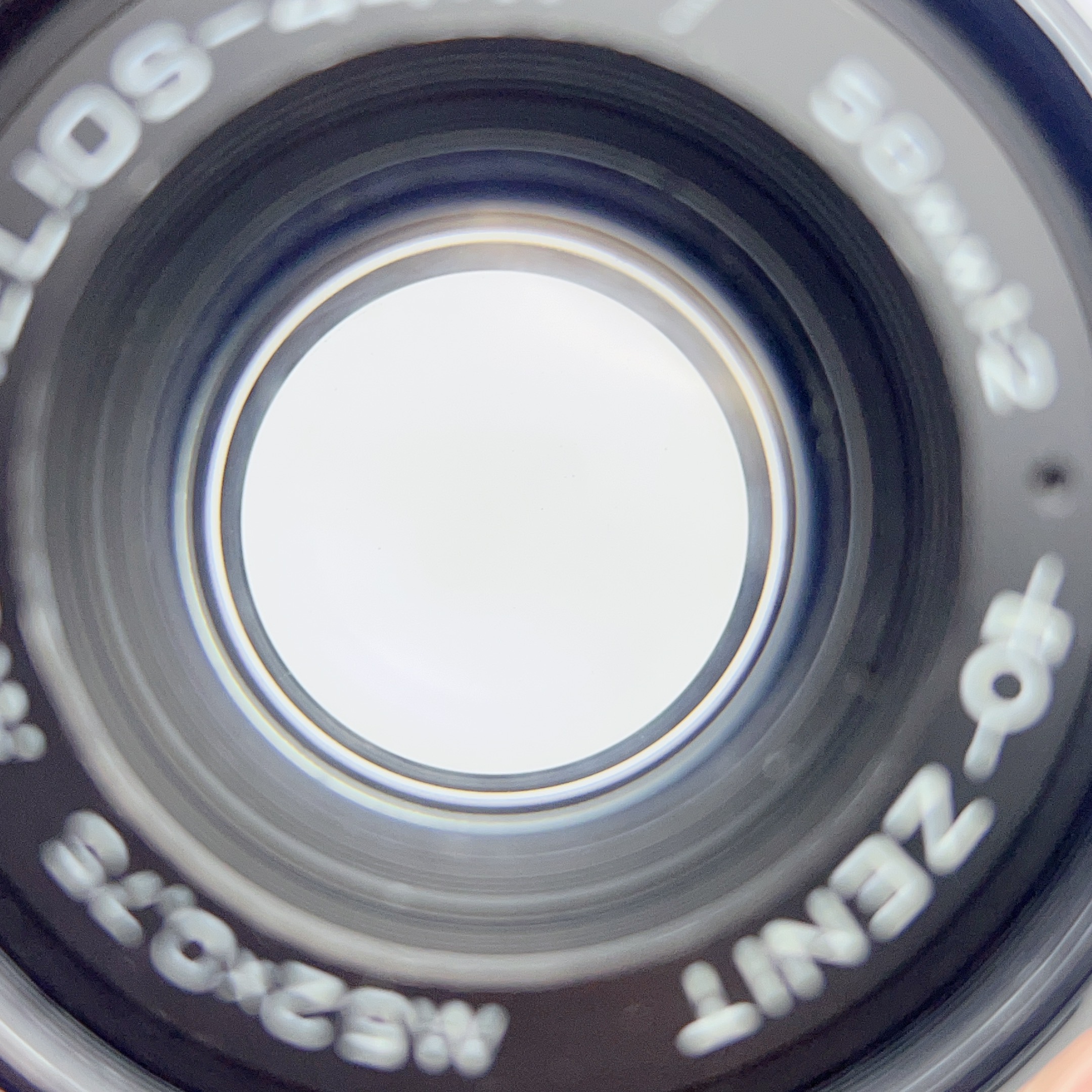 [Product=Lens][Brand=ZENIT][Model=MC HELIOS-44M-7 58mm F2][FocalLength=58][MaxAPT=2][Mount=M42][SN=9316341][Frame=135][Date=20250218][MD5=f5a1c82921775f4072ecc64c1b680a43].jpg