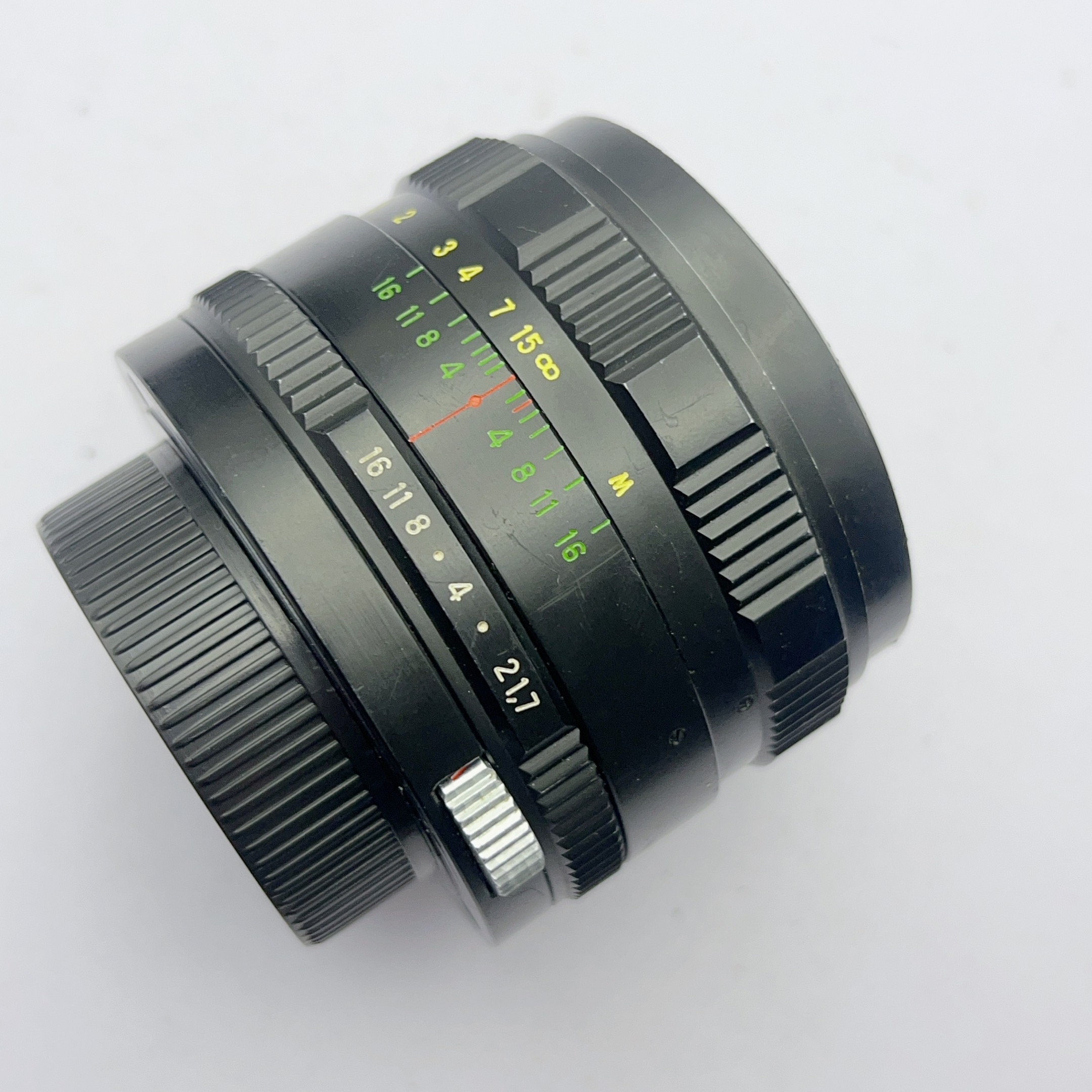[Product=Lens][Brand=ZENIT][Model=ЗЕНИТАР-М][FocalLength=50][MaxAPT=1.7][Mount=M42][SN=869244][Frame=135][Date=20250218][MD5=004f2e03d85fd748050613e887b49429].jpg