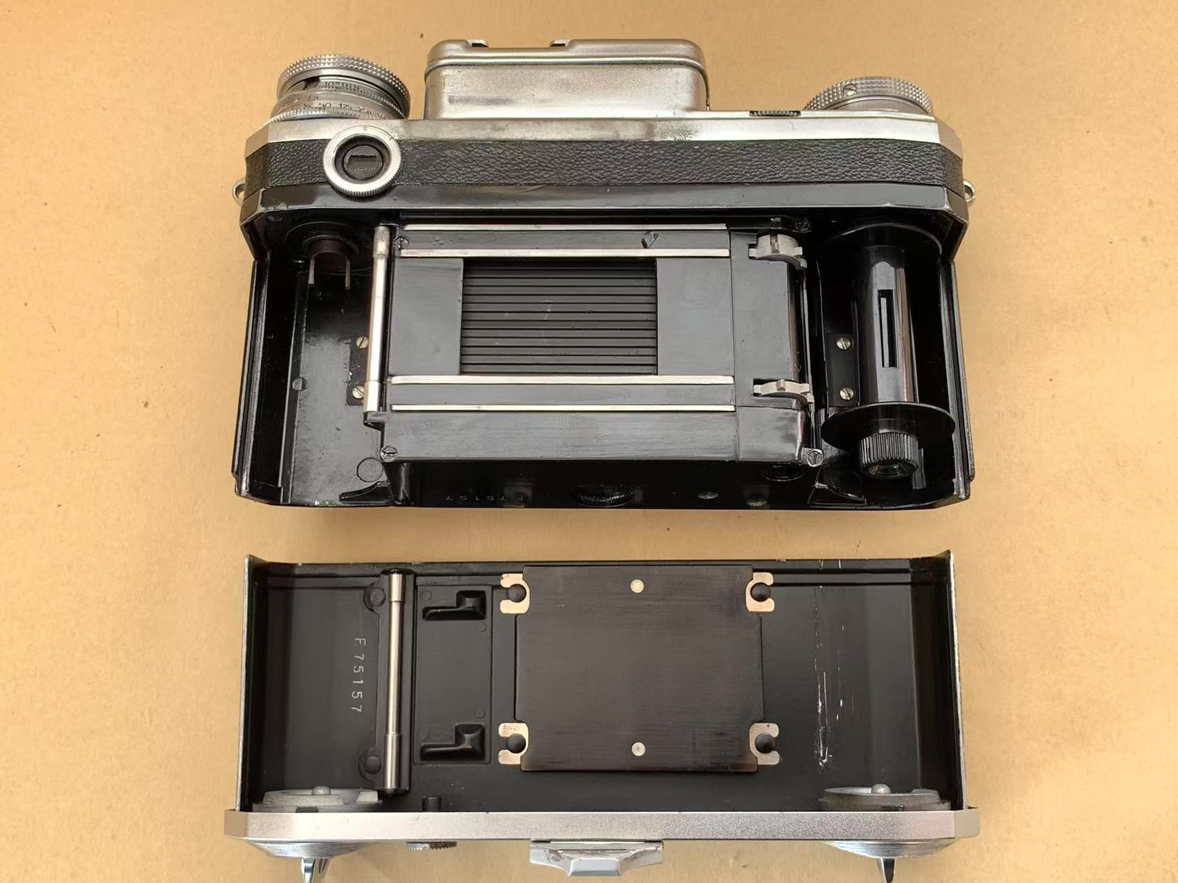 [Product=Camera][Brand=Zeiss Ikon][Model=CONTAX III][SN=F75157][Date=20250221][MD5=726b3f41360a9acc54d42e3435d7535d].jpg