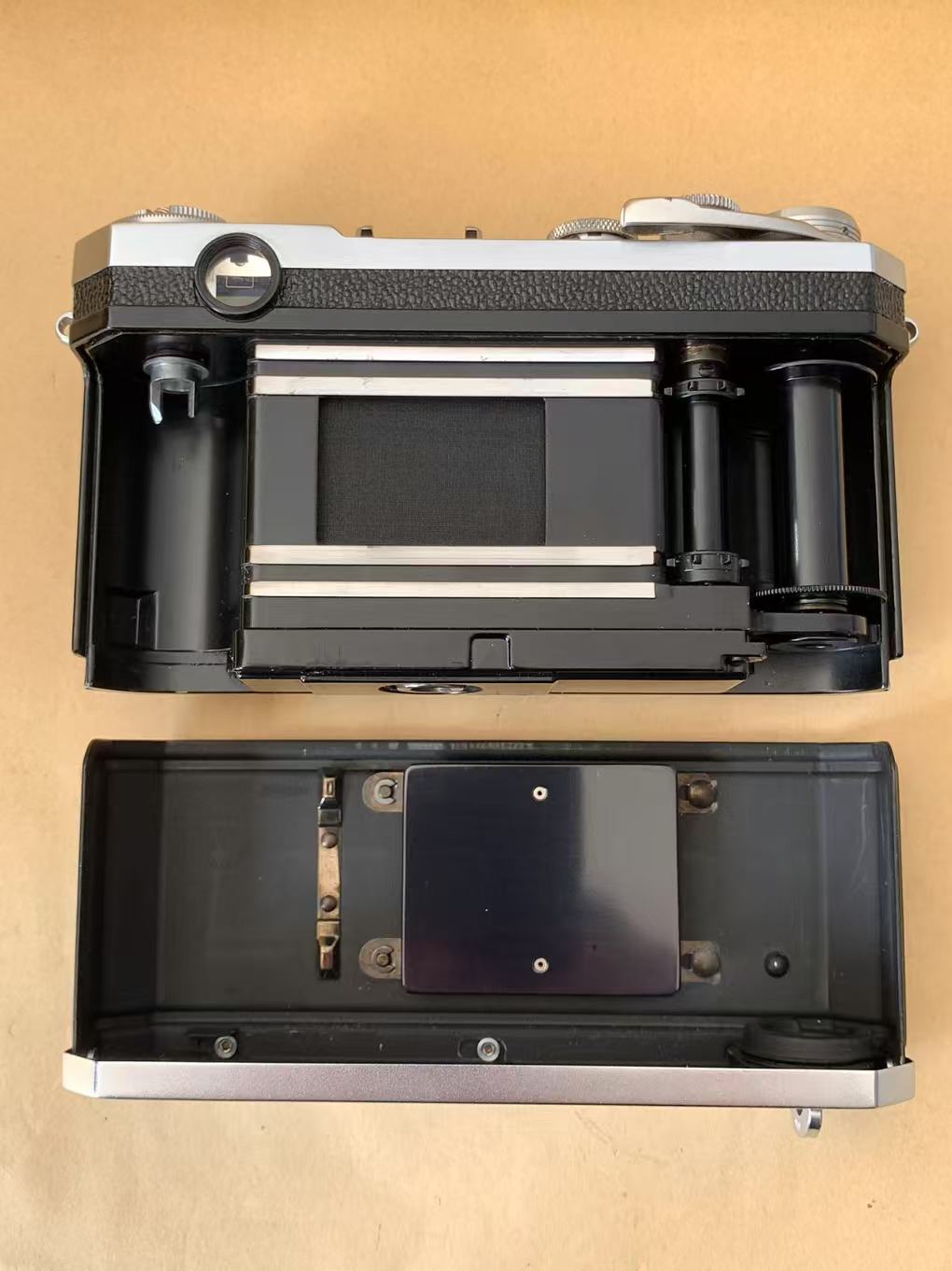 [Product=Camera][Brand=Nippon Kōgaku][Model=Nikon S2][SN=6144569][Date=20250223][MD5=3c6bab3a943f624f1b3905d650ded98d].jpg