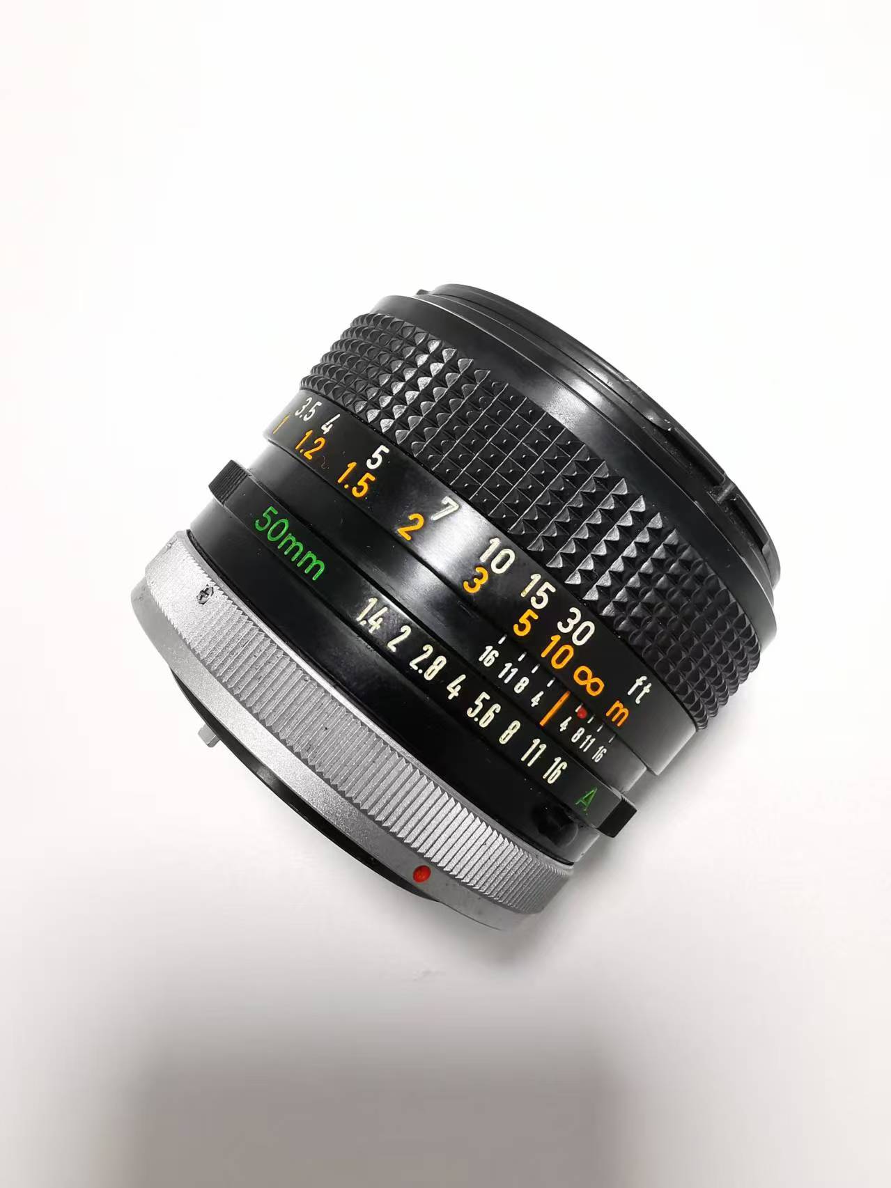 [Product=Lens][Brand=Canon][Model=FD 50mm F1.4 S.S.C.][FocalLength=50][MaxAPT=1.4][SN=S718][Frame=135][Date=20250308][MD5=cdbf9bdc7d5837cd6aededceedd5f12a].jpg
